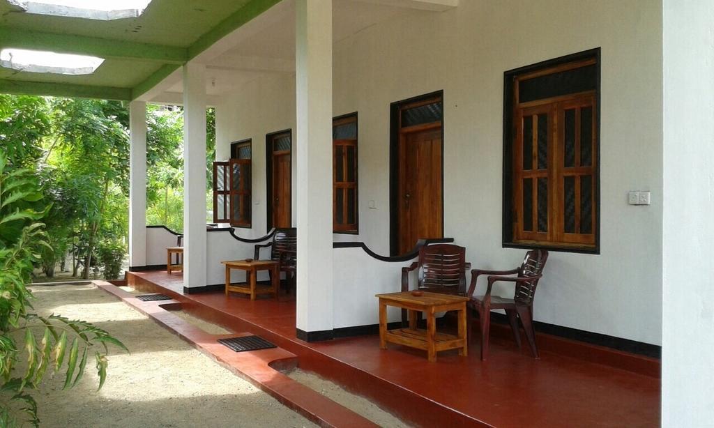 Zimbay Guest House Arugam Bay Exterior photo